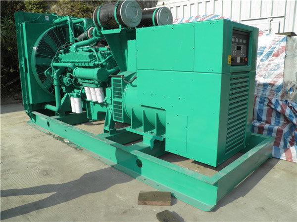 丹凤出租发电机-进口柴油发电机组与国产柴油发电机组的区别