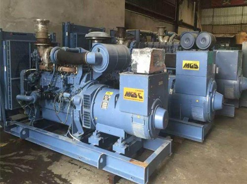 丹凤发电机组带负载降电压是什么原因照成的？