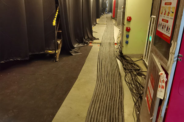 丹凤柴油发电机组的输出电压可以调节到哪些范围？