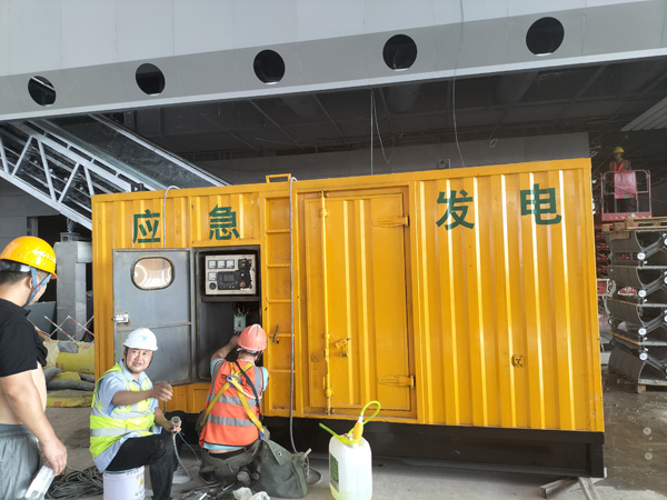 丹凤怎样判断空气滤清器是否需要更换？