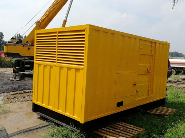 丹凤100kW柴油发电机组在什么情况下需要更换机油？