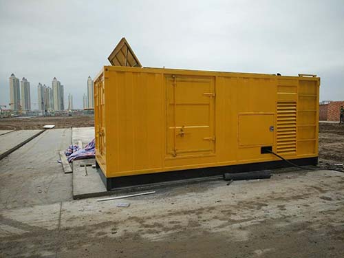 丹凤合同中关于乙方责任导致工期延误的赔偿标准应该如何制定？